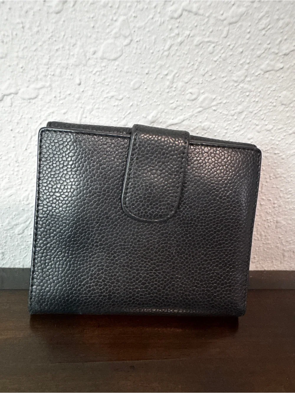 CHANEL Black Textured Caviar Leather Card Wallet with Interlocking CC